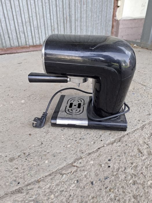 Ekspres ciśnieniowy kolbowy SilverCrest