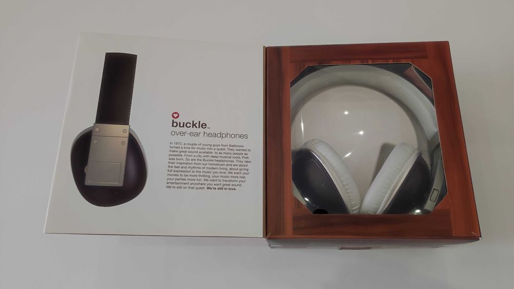 Auscultadores POLK Buckle usado