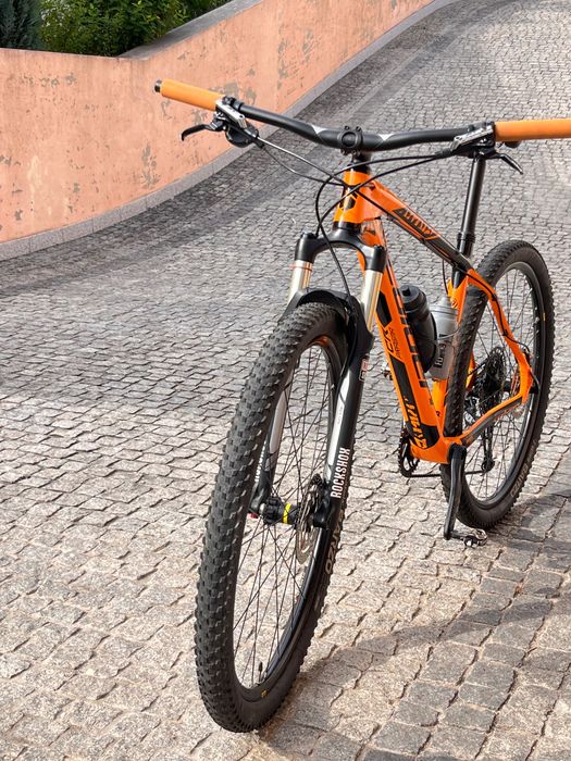 Bicicleta BBT Carbono roda 29