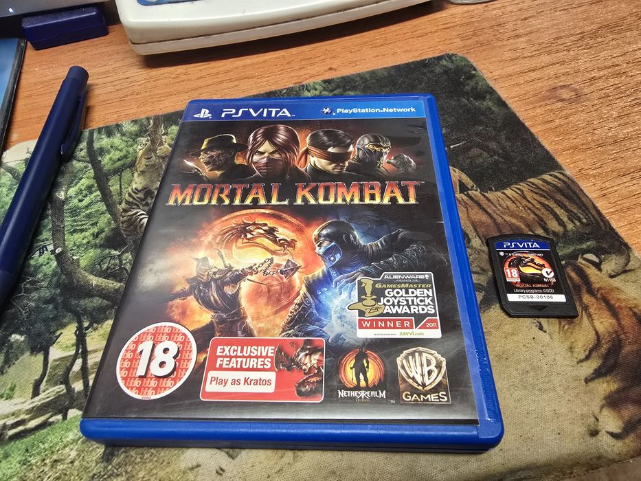Gra mortal kombat  ps vita