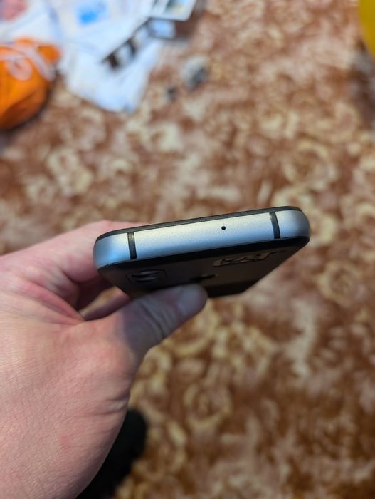 Защищенний Смартфон Caterpiler s62