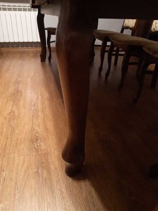 Stół i 8 krzeseł dębowe