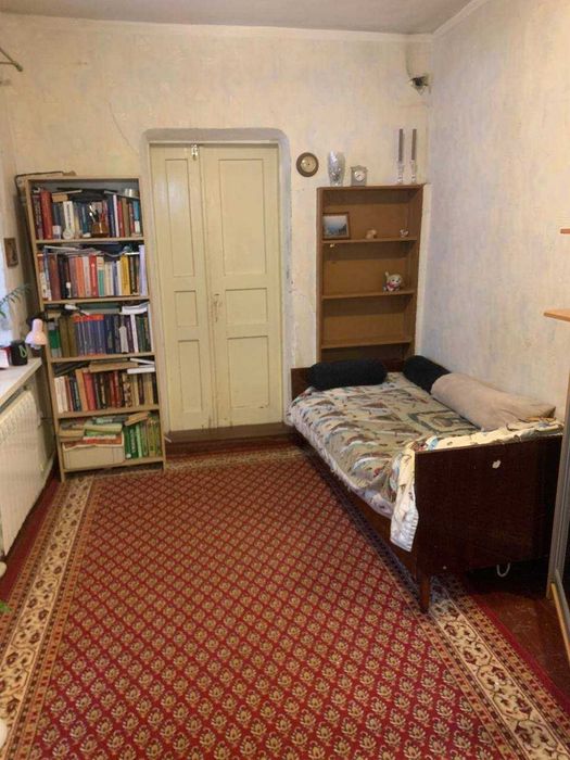 Продам частину домоволодіння (30кв.м)/ район пр. Науки/ Нагорка.