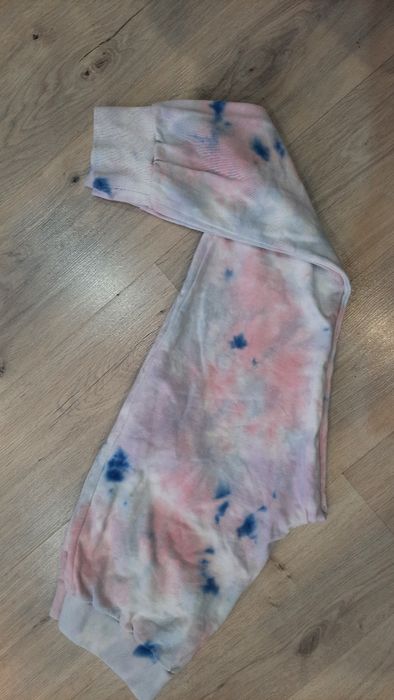 Spodnie dresowe firmy Ellesse