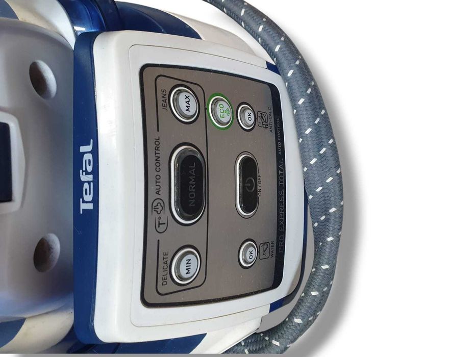 Generator pary Tefal Pro Express Control GV8962