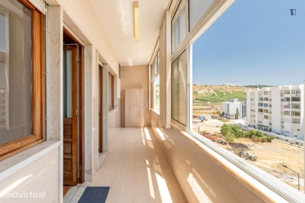 Apartamento com 2 quartos - localizado em Costa da Caparica Lisbon