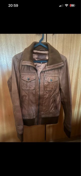 Casaco em Pele - Camel - Stradivarius - NOVO - S