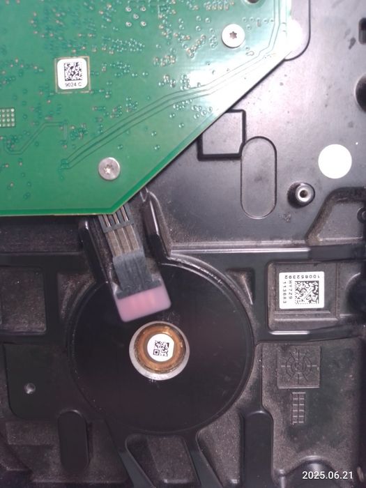 Жорсткий диск Seagate hdd 1000gb