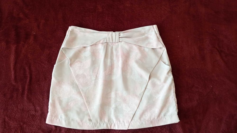 Sprzedam spódnicę mini H&M