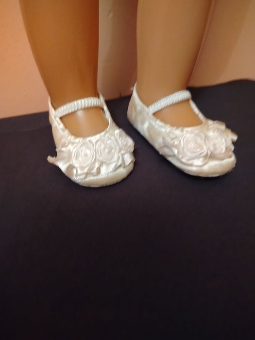 Обувь для больших кукол разная