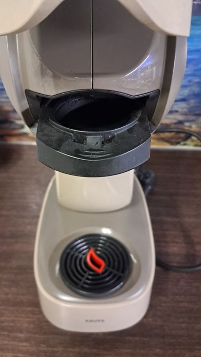 Кавоварка капсултна Nescafe Krups Dolce gusto