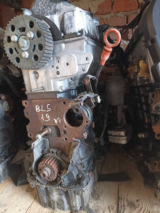 Двигун  Фольксваген 1,9 дизель VW 1,9 TDI BLS
