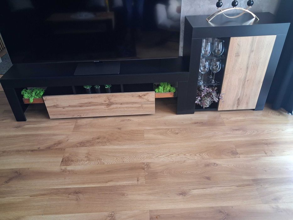 Meble pod telewizor