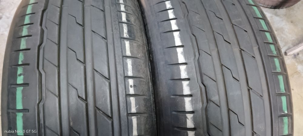 Pneus 215/40/18 semi novos