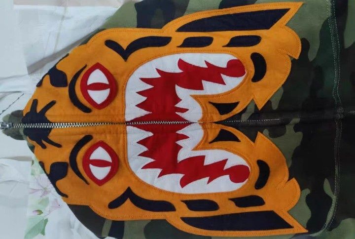Зипка Bape Tiger