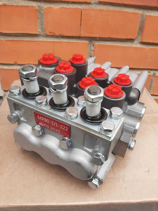 Гидрораспределитель 2/3 секц Р80 | Р40 3/1-222 МТЗ,ЮМЗ,Т40,25,16 Т-150