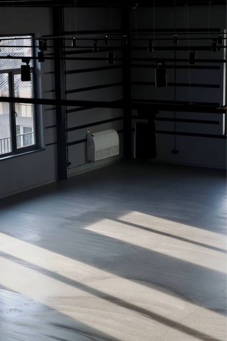 Оренда офісів 100-700м2 у новому бізнес-центрі в Ужгороді