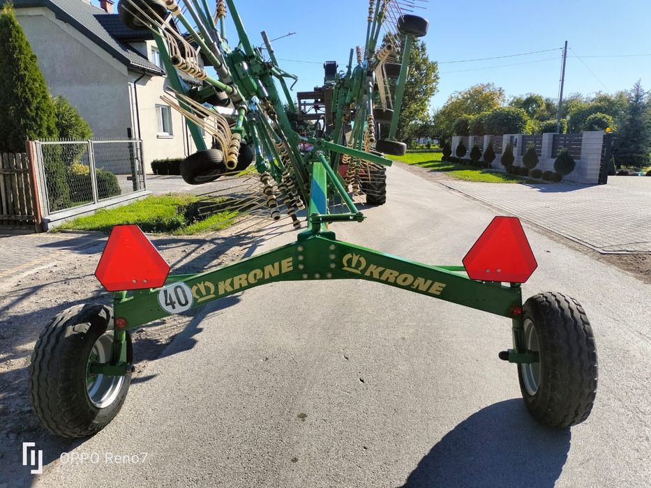 Zgrabiarka dwukaruzelowa Krone Swadro 807