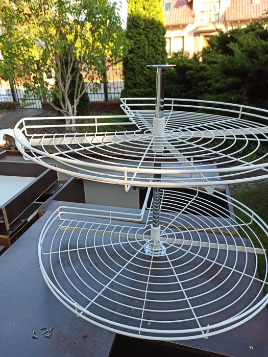 Kosz cargo obrotowy (używany) wys. regulowana 66-75 cm, sprzedam