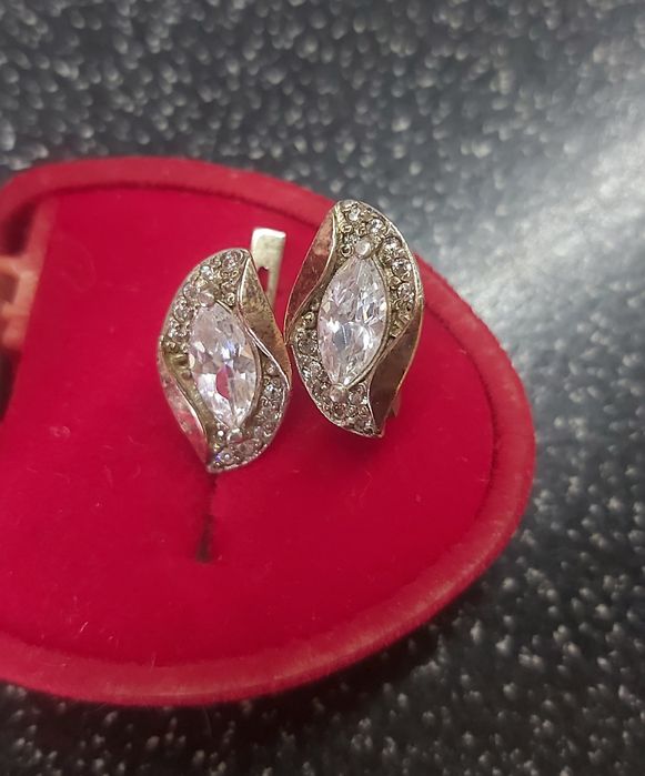 Серебряные сережки с золотыми пластинами, вес 3,92 гр