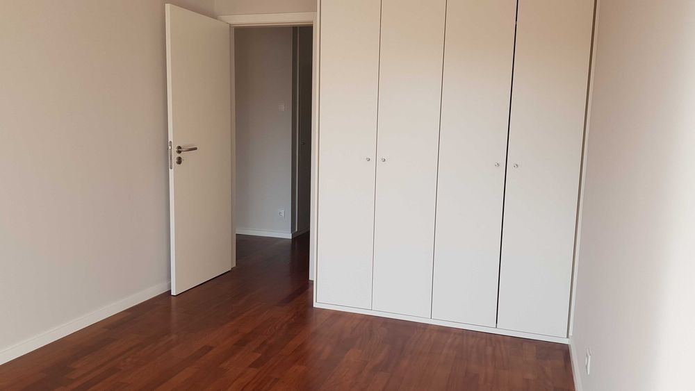 T3 renovado | 2 varandas | Cozinha equipada | São Mamede de Infesta