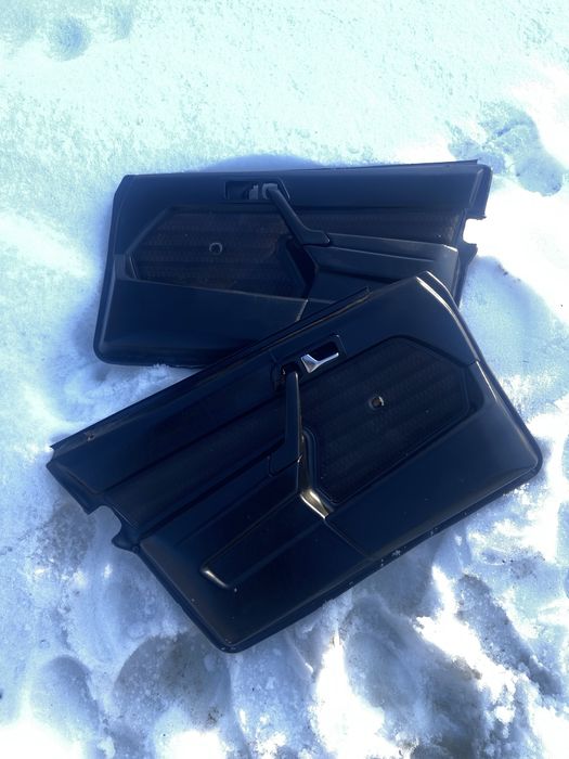 Дверні карти Mercedes 190 w201