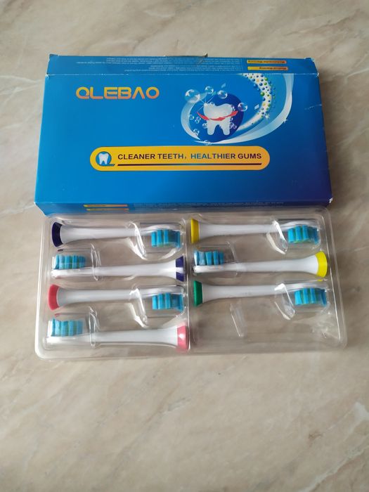 Змінні насадки для зубної електрощітки. Насадки для зубной щетки.