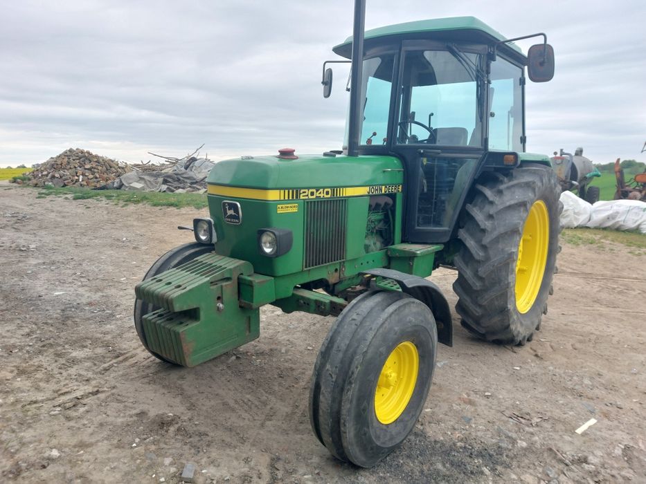 John Deere 2040 - obciążniki - 4 tyś motogodzin super stan  zarejstrowany