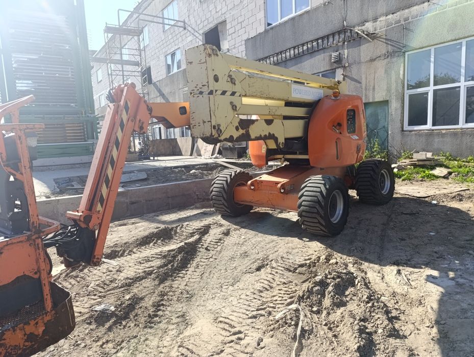 Оренда колінчастий підйомник, авто підйомник, колісний підйомник.