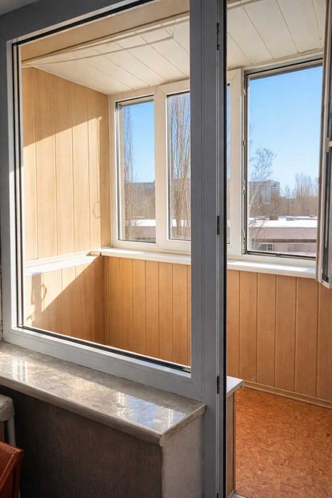 Продається 1-кімнатна квартира, просп. Василя Порика 9-Г (Виноградар)