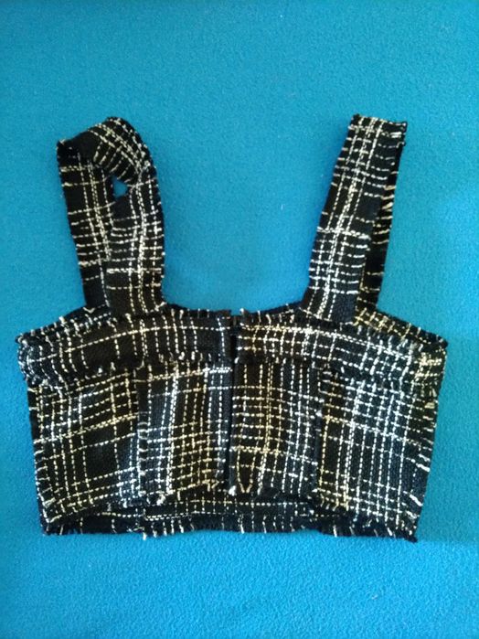 Top curto H&M preto e branco