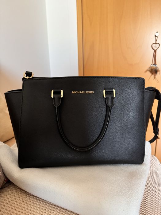 Mala Michael Kors preta