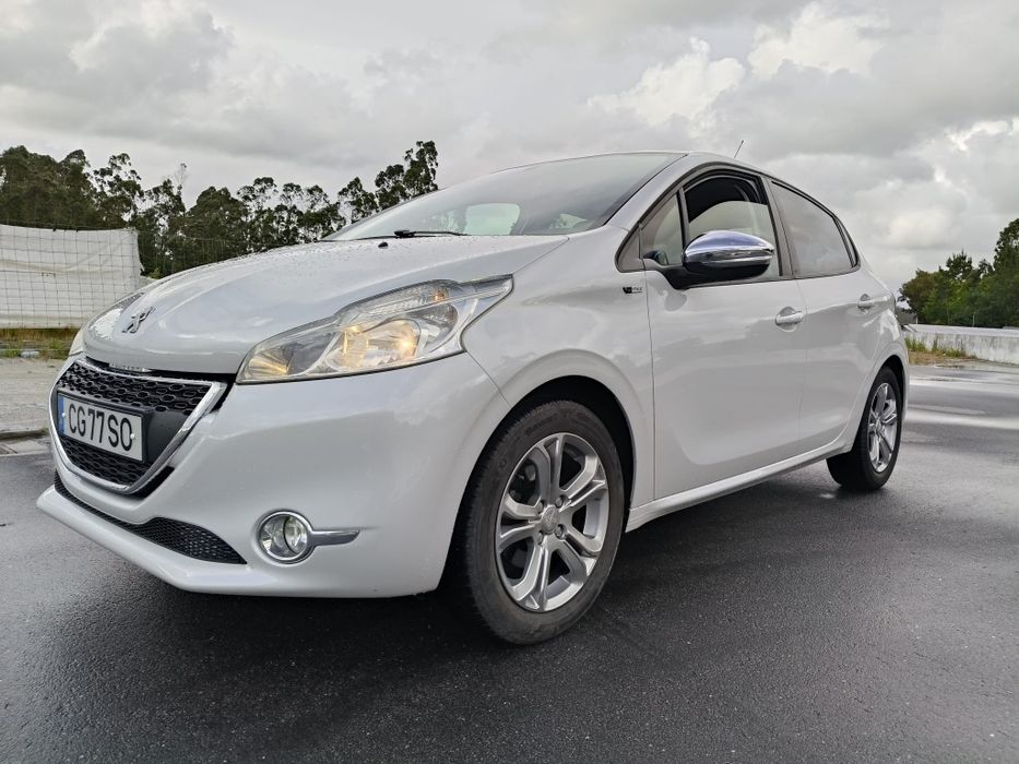 Peugeot 208  1.4 HDI Style