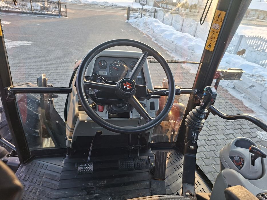 Massey Ferguson 5435