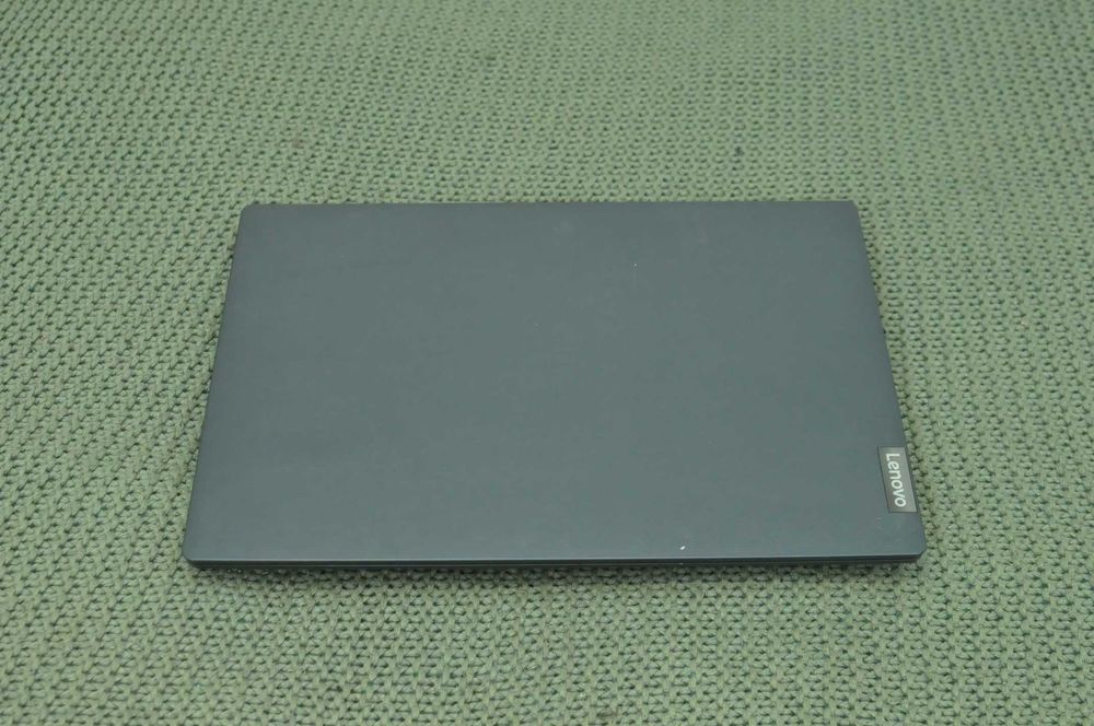 Игровой Ноутбук Lenovo v14  (Core i5/ 4Gb/1000Gb/video - 2Gb)