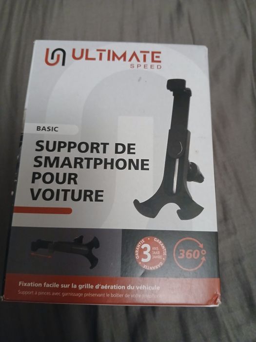 Uchwyt samochodowy do smartfona