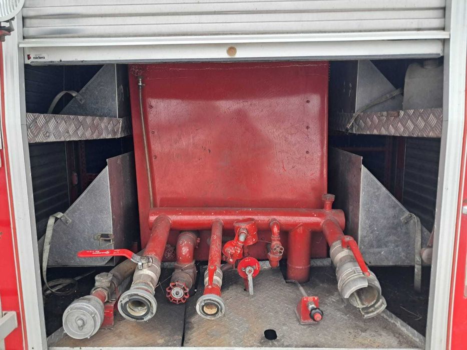 Wóz pożarniczy Mercedes Benz