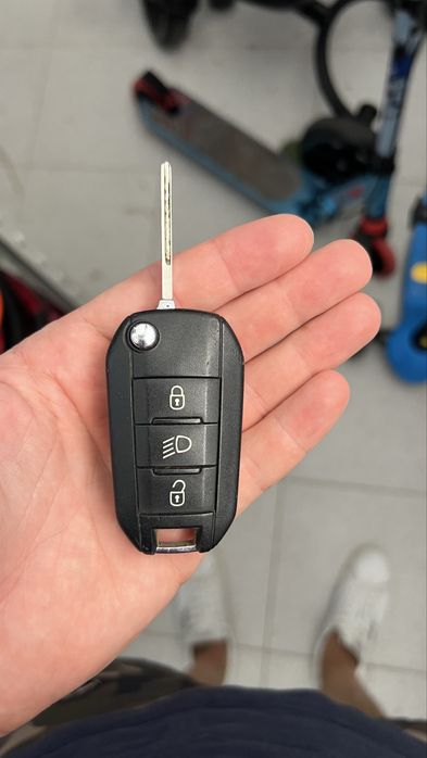 Chave /comando peugeot