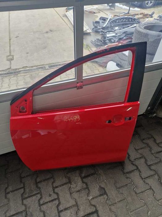 Toyota Yaris IV 4 20r.- Drzwi Przód Lewe