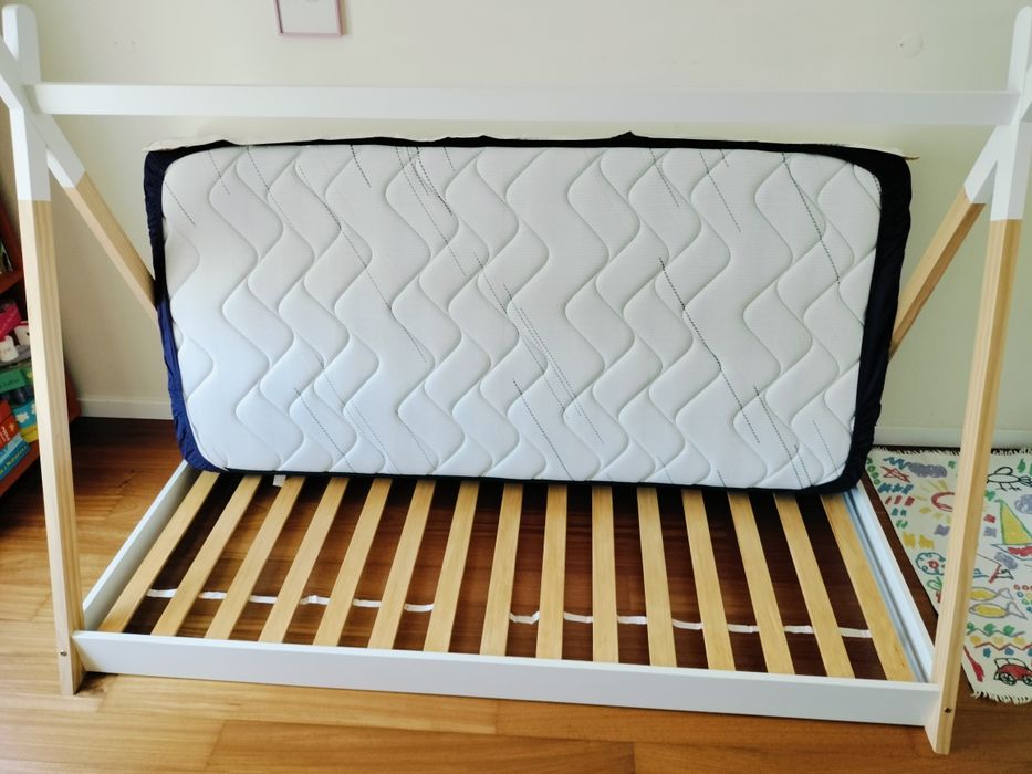 Cama tipi Montessori