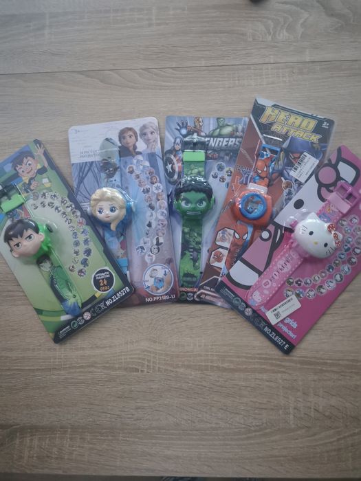 Zegarek dziecięcy z wyświetlaczem