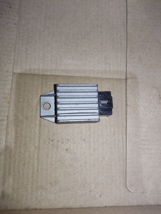 Реле регулятор напруги