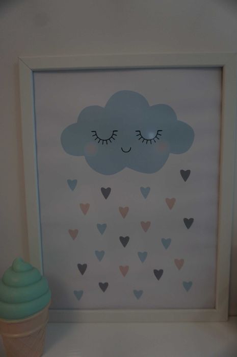 dekoracje do pokoju dziecka~ lampka~ plakat~ konik