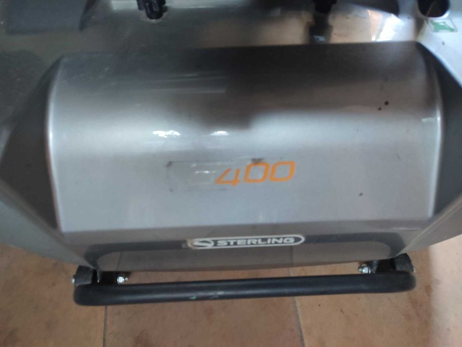 Электроскутер Sterling S400