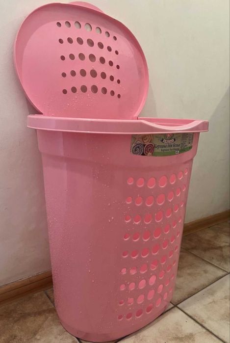 Кошик для брудної білизни