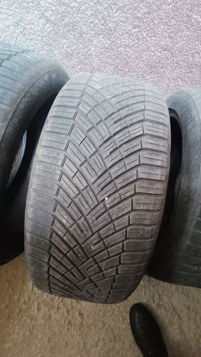 235/45/r18 Шини всесезонні Continental AllSeasonContact 2