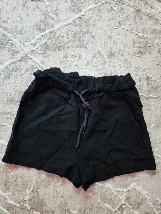 Продам шорти Pull&Bear