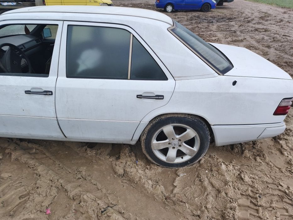 Koła mercedes 190 124