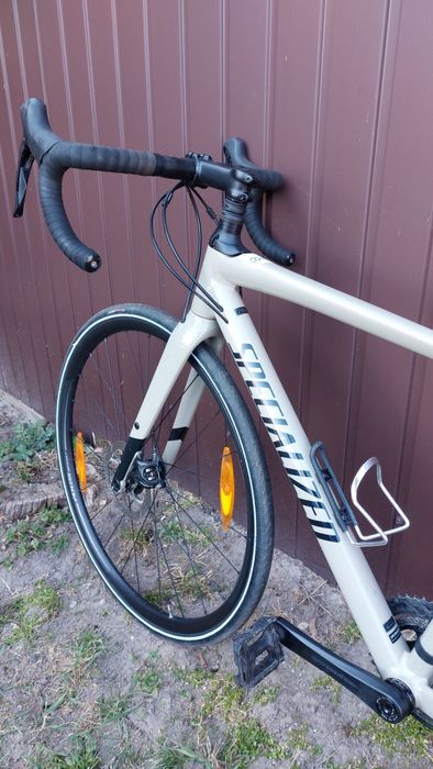 Rower szosowy Specialized Diverge Comp E5 kolarzówka Shimano 105