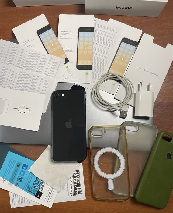 Замовлений | iPhone SE 2020 128GB Black | Один власник (Neverlock).